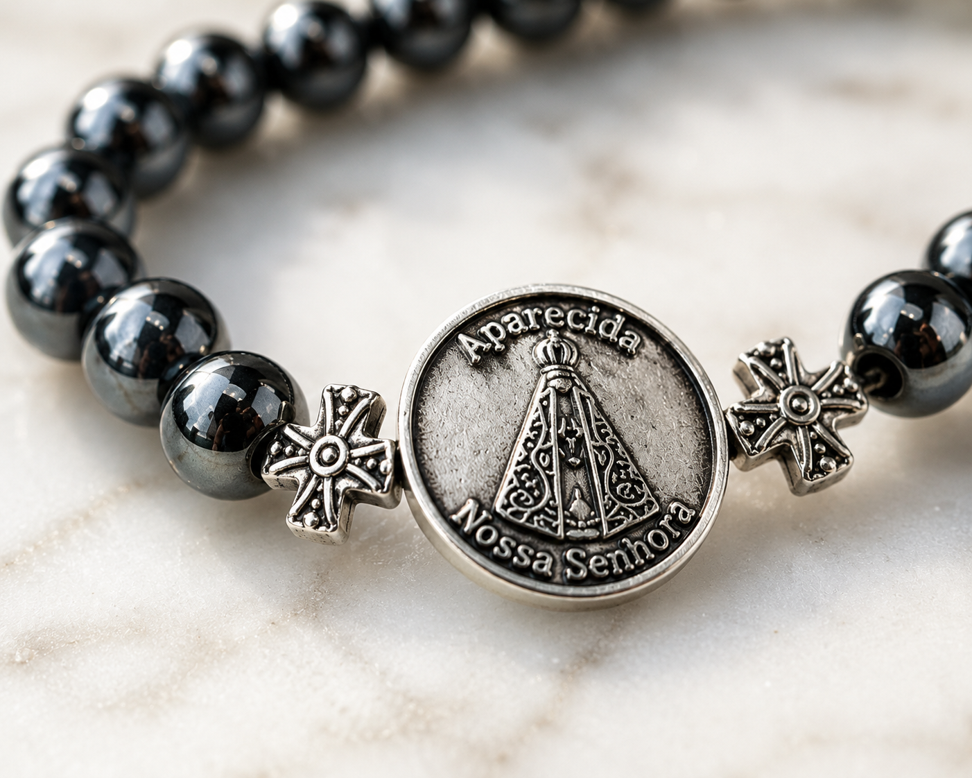 Pulseira Hematita com medalha Nossa Senhora Aparecida